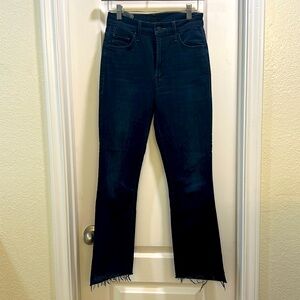 Mother Denim. The insider crop step fray size 26